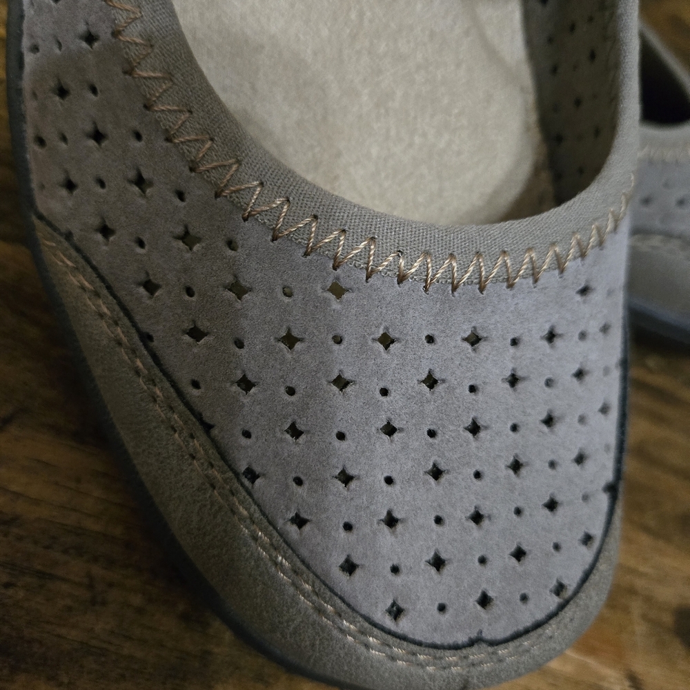 Women's Dark Beige Mary Jane Shoes - Picture 7 of 12